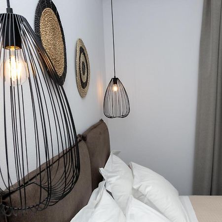 Moúdhros Onar Limnos II Luxury Apartments מראה חיצוני תמונה