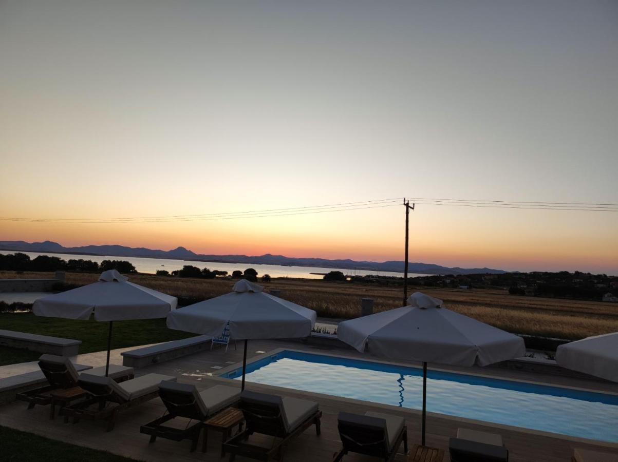 Moúdhros Onar Limnos II Luxury Apartments מראה חיצוני תמונה