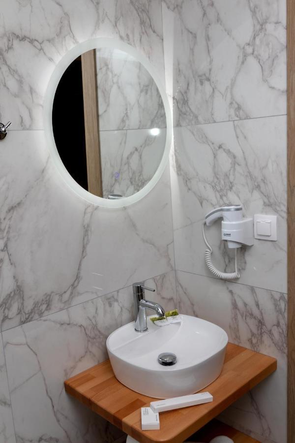 Moúdhros Onar Limnos II Luxury Apartments מראה חיצוני תמונה