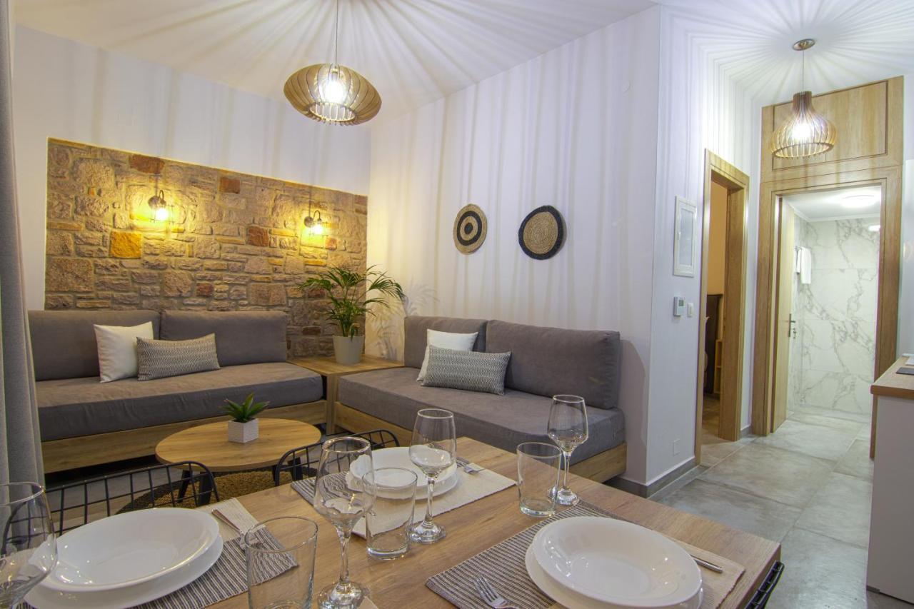 Moúdhros Onar Limnos II Luxury Apartments מראה חיצוני תמונה