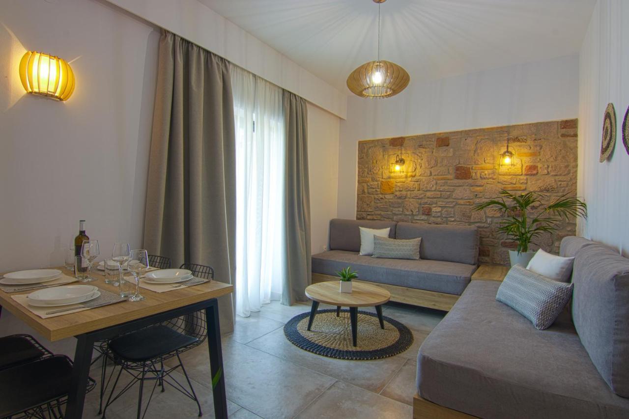 Moúdhros Onar Limnos II Luxury Apartments מראה חיצוני תמונה