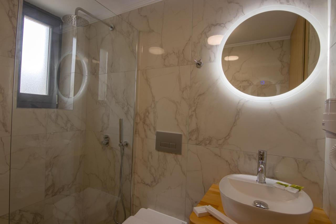 Moúdhros Onar Limnos II Luxury Apartments מראה חיצוני תמונה